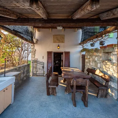 Holiday Home Mia&Emi Sovinjak Exterior photo